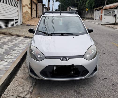 FORD FIESTA 1.6 ROCAM SEDAN 8V FLEX 4P MANUAL